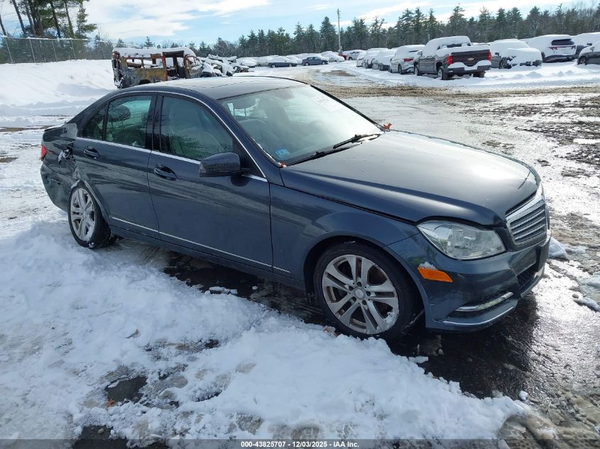MERCEDES-BENZ C-CLASS LUXURY 4MATIC