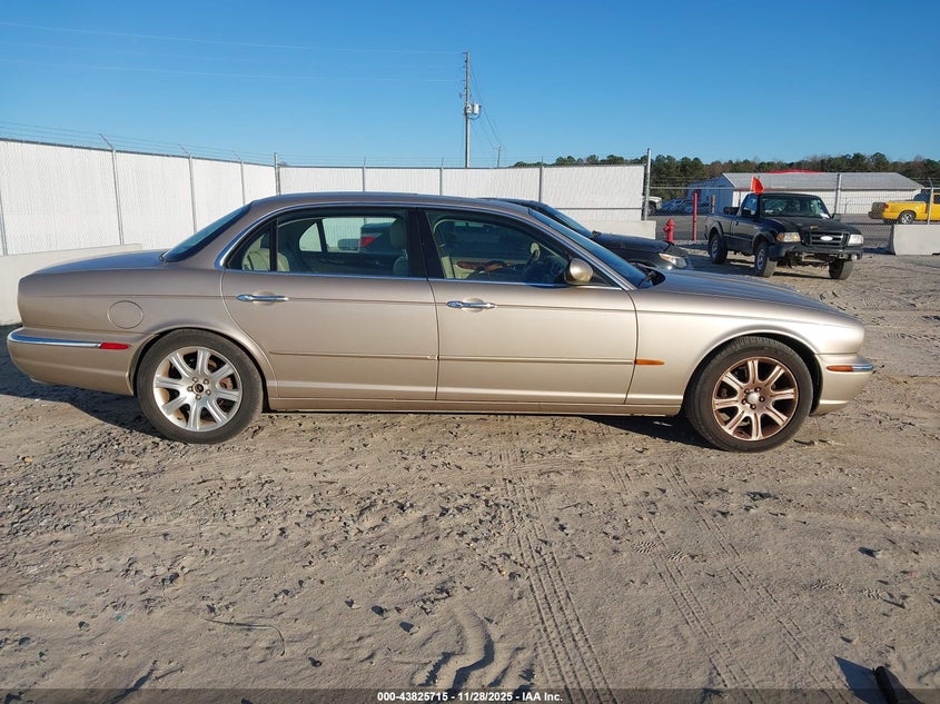 2005 Jaguar Xj Xj8 L VIN: SAJWA79C45SG46820 Lot: 43825715