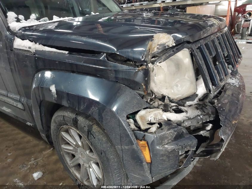 2008 Jeep Liberty Sport VIN: 1J8GN28K18W105455 Lot: 43825811