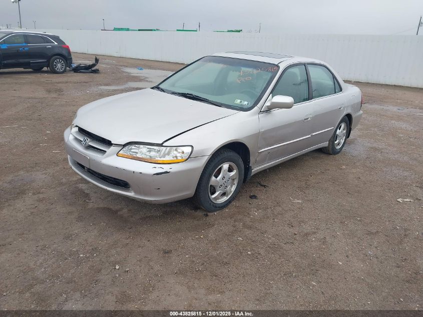 1998 Honda Accord Ex VIN: 1HGCG5651WA069423 Lot: 43825815