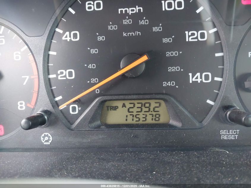 1998 Honda Accord Ex VIN: 1HGCG5651WA069423 Lot: 43825815