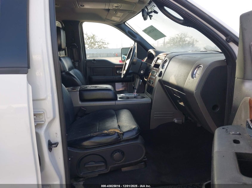 1FTPW12584FA47758 2004 FORD F-150 photo no. 5