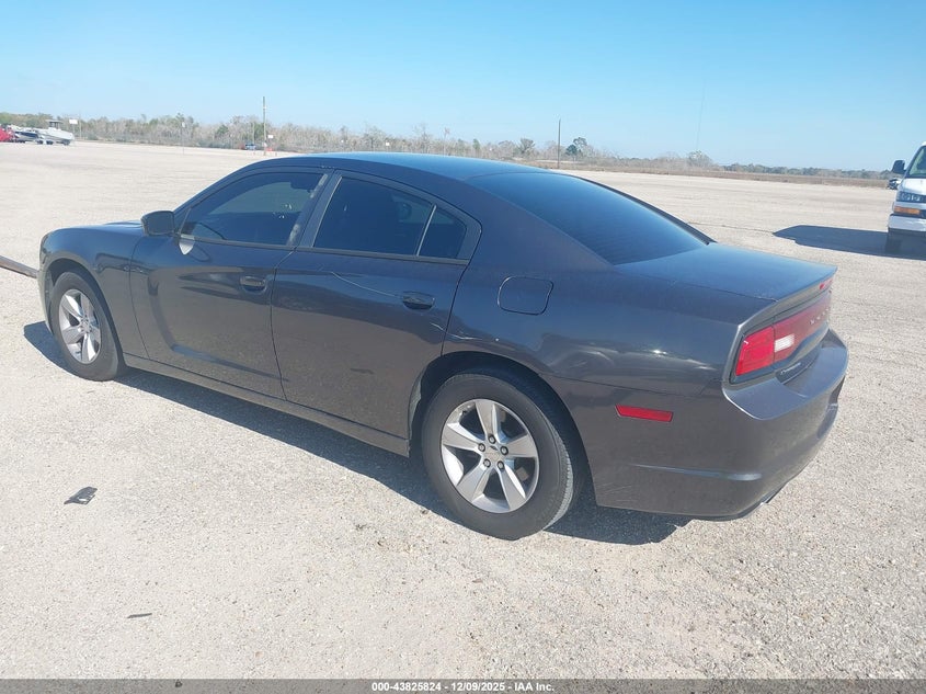 Vin: 2c3cdxbg4eh168381, lot: 44321313, dodge charger se 20143