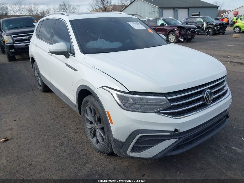 VOLKSWAGEN TIGUAN 2.0T SE