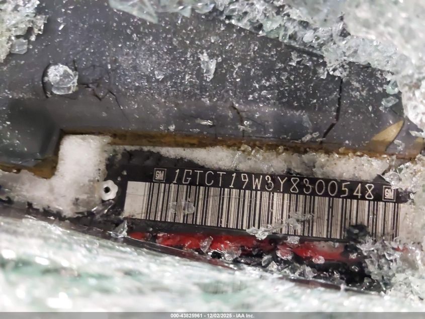 2000 GMC Sonoma Sls VIN: 1GTCT19W3Y8300548 Lot: 43825961