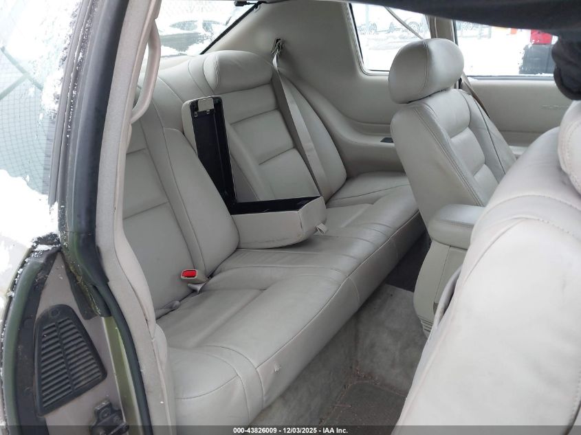 2002 Cadillac Eldorado Esc VIN: 1G6EL12YX2B100199 Lot: 43826009