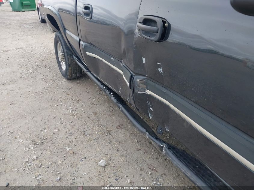 2003 Chevrolet Silverado 2500Hd Ls VIN: 1GCHC23183F232969 Lot: 43826013