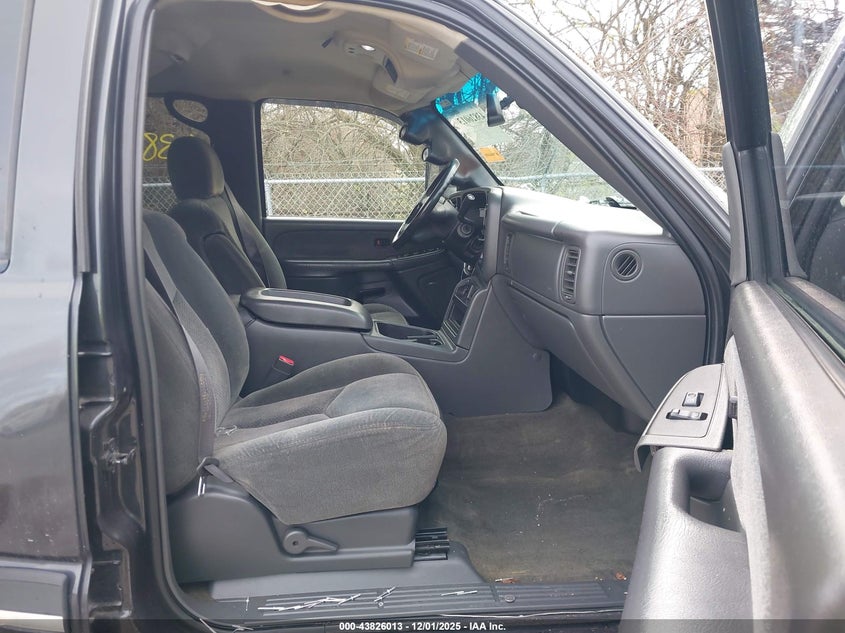 2003 Chevrolet Silverado 2500Hd Ls