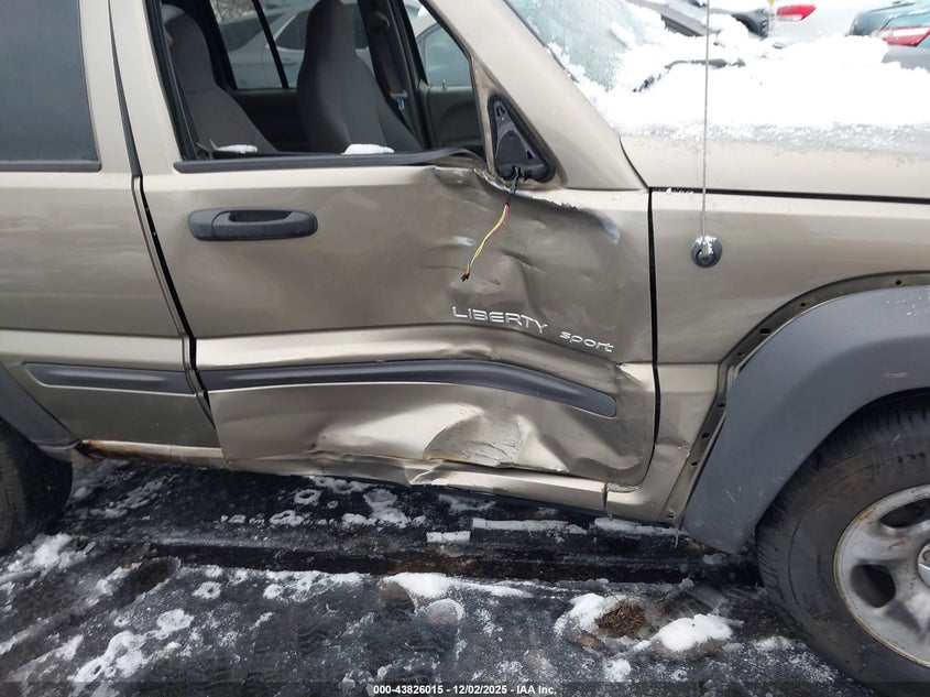 1J4GL48K93W651402 2003 JEEP LIBERTY (NORTH AMERICA) photo no. 6