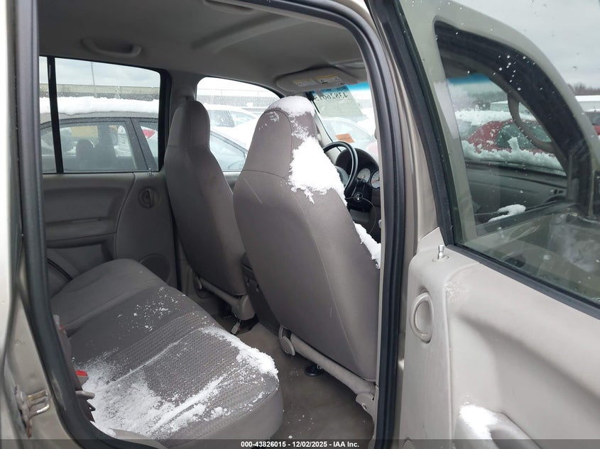 1J4GL48K93W651402 2003 JEEP LIBERTY (NORTH AMERICA) photo no. 8