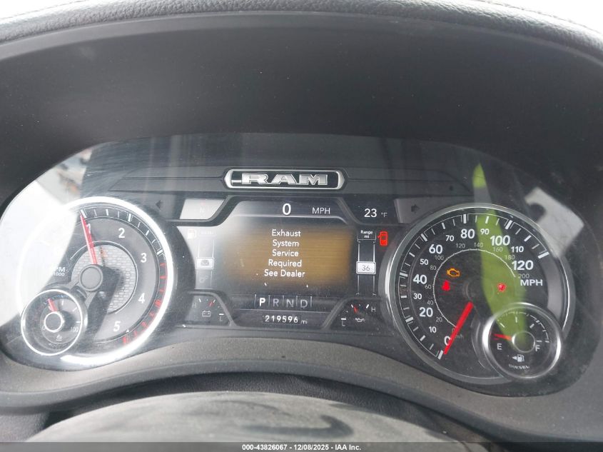 2019 Ram 3500 Laramie 4X4 8' Box VIN: 3C63RRJL3KG676285 Lot: 43826067