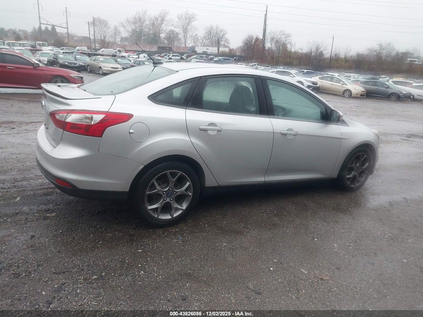 1FADP3F21DL246878 2013 FORD FOCUS photo no. 4