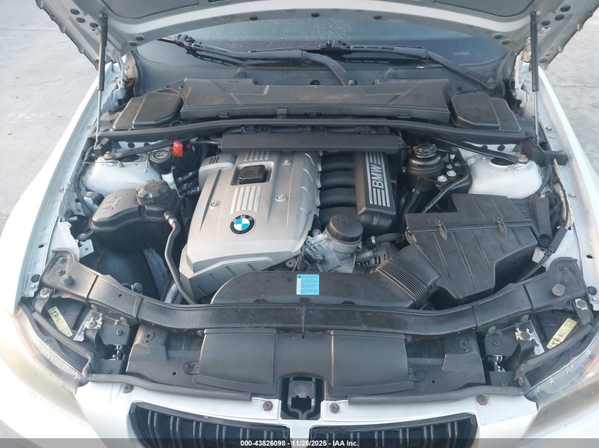 2006 BMW 330I VIN: WBAVB33506KR81997 Lot: 43826098