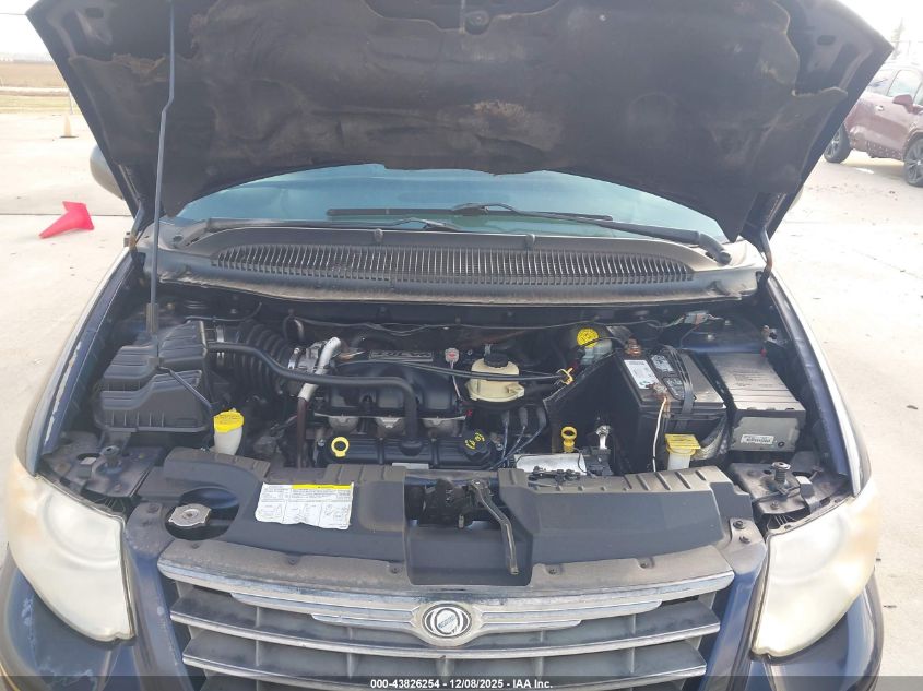 2005 Chrysler Town & Country Limited VIN: 2C4GP64L75R294933 Lot: 43826254