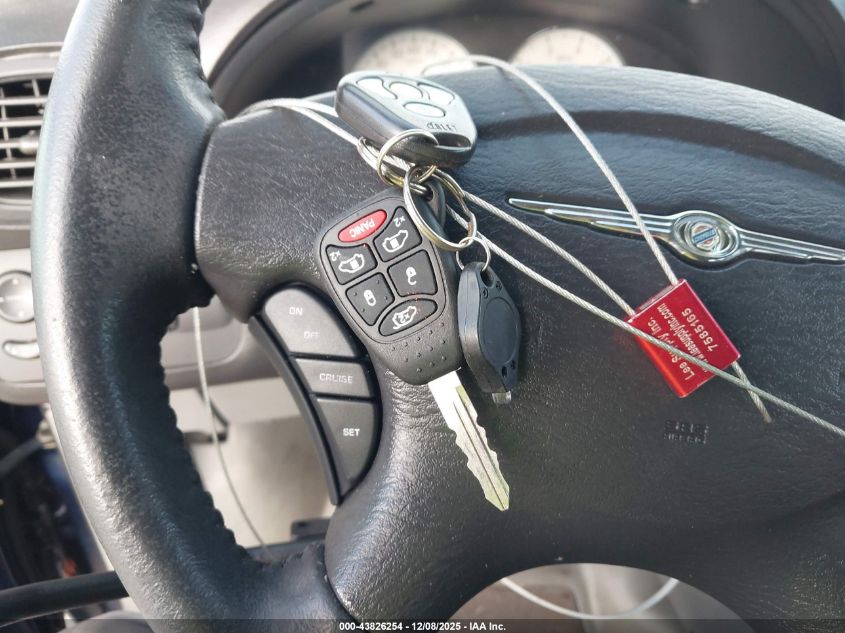 2005 Chrysler Town & Country Limited VIN: 2C4GP64L75R294933 Lot: 43826254