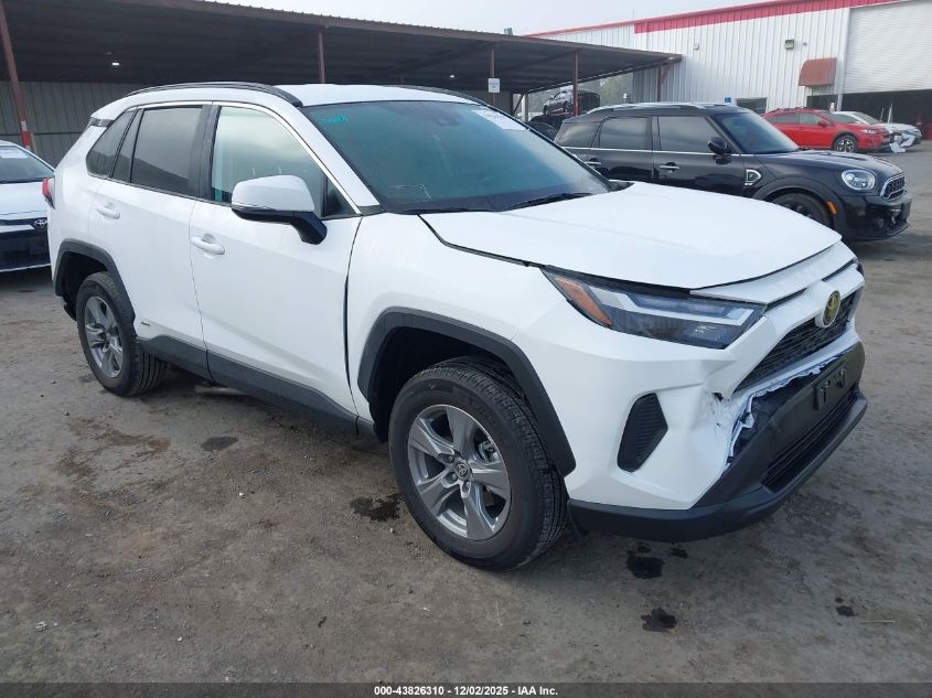 TOYOTA RAV4 HYBRID XLE