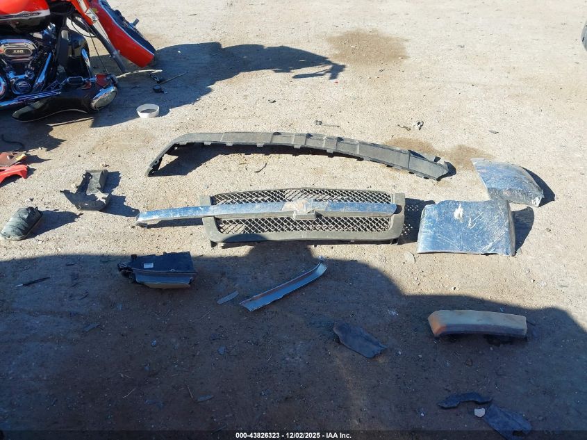 2004 Chevrolet Silverado Ls/Lt VIN: 2GCEC13T64127612 Lot: 43826323