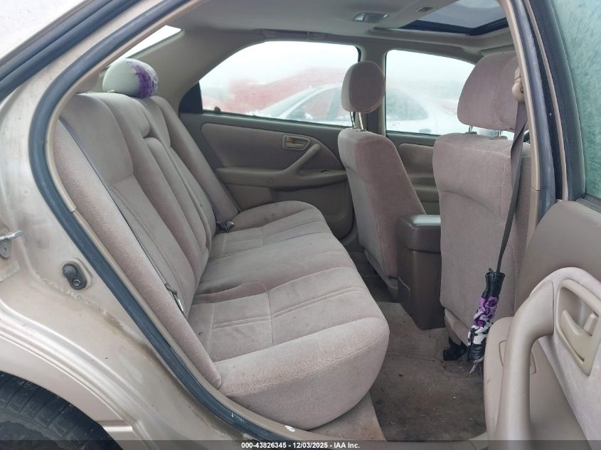 1998 Toyota Camry Le V6 VIN: 4T1BF22KXWU049091 Lot: 43826345