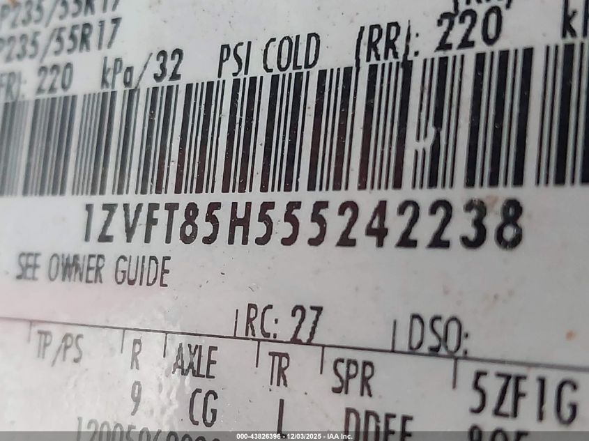 2005 Ford Mustang Gt VIN: 1ZVFT85H555242238 Lot: 43826396