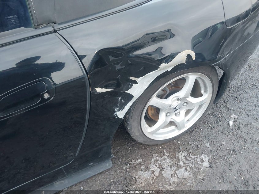 JHMAP1140YT007031 2000 HONDA S2000 photo no. 6