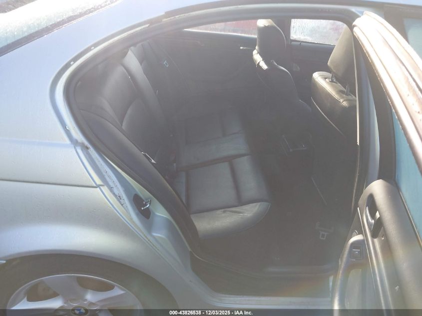 2005 BMW 325I VIN: WBAET374X5NJ90498 Lot: 43826538