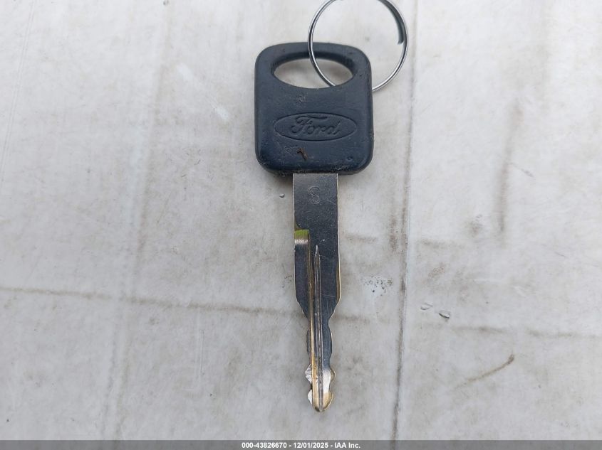 2001 Ford F-250 Lariat/Xl/Xlt VIN: 1FTNX21F81EA69264 Lot: 43826670