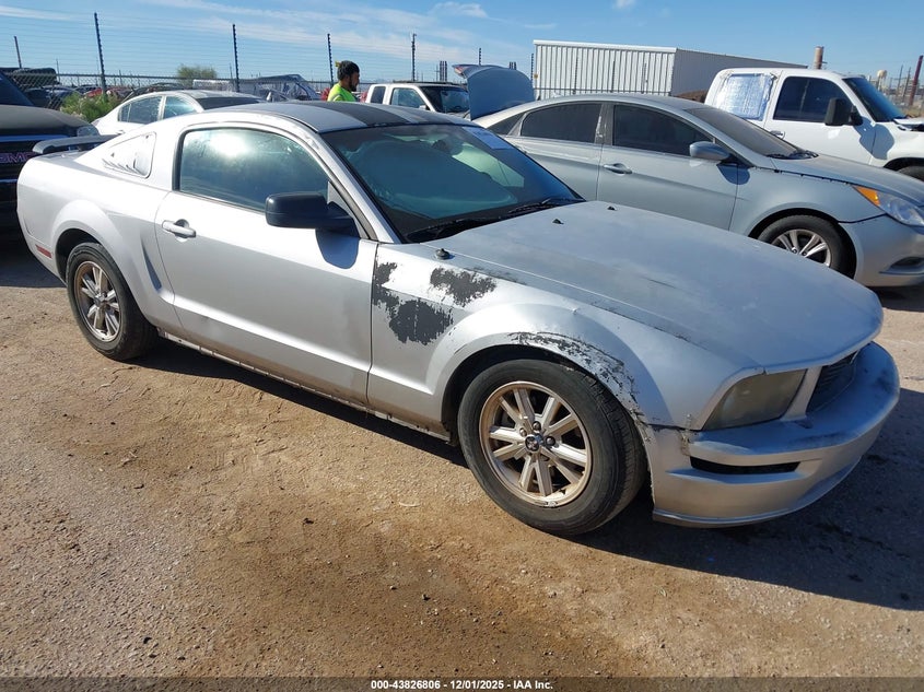 1ZVHT80N485118780 2008 FORD MUSTANG photo no. 3