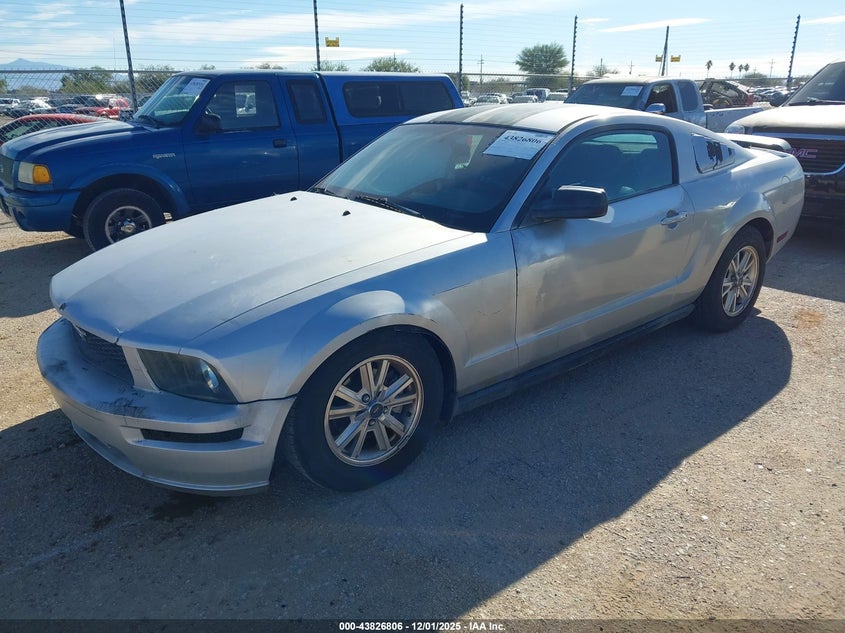 1ZVHT80N485118780 2008 FORD MUSTANG photo no. 2