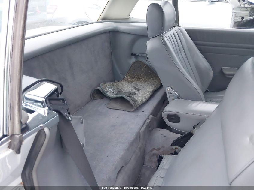 1986 Mercedes-Benz 560 Sl VIN: WDBBA48D6GA040056 Lot: 43826886