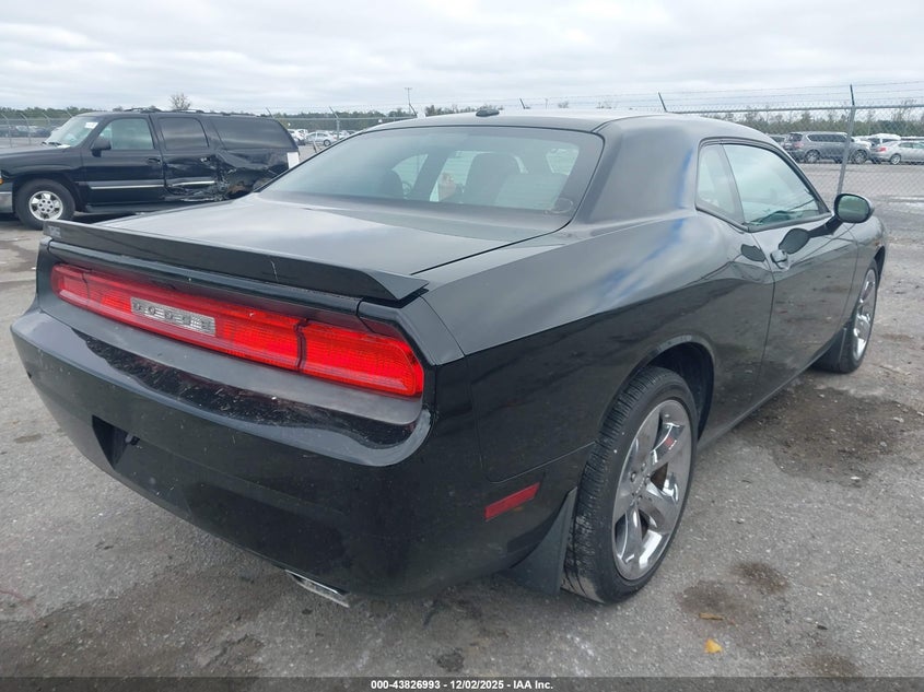 2012 DODGE CHALLENGER auction photo 4