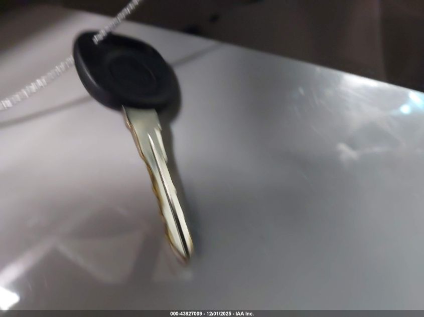 2005 Chevrolet Equinox Lt VIN: 2CNDL63F856162819 Lot: 43827009