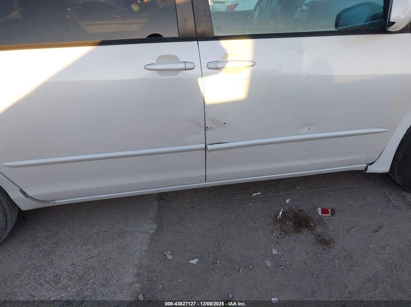 5TDZA22C54S062276 2004 TOYOTA SIENNA photo no. 15