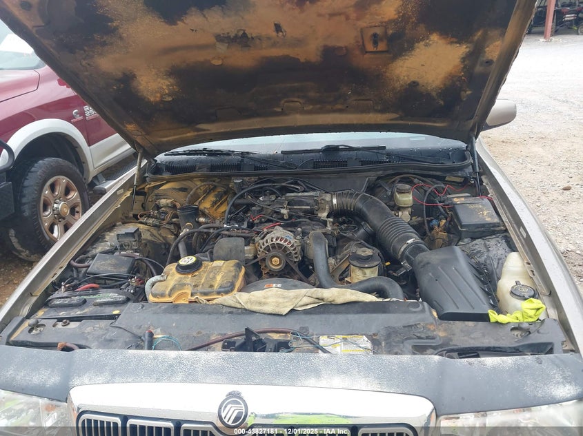 2MEFM75W61X647329 2001 MERCURY GRAND MARQUIS photo no. 10