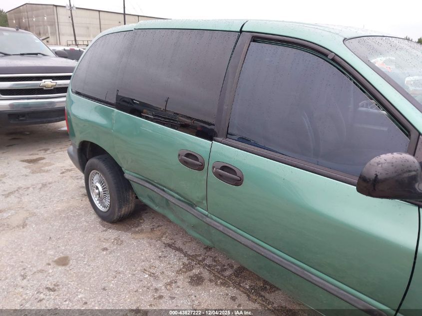 1999 Plymouth Voyager VIN: 2P4FP25B8XR405692 Lot: 43827222