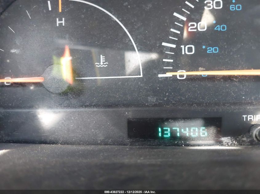 1999 Plymouth Voyager VIN: 2P4FP25B8XR405692 Lot: 43827222