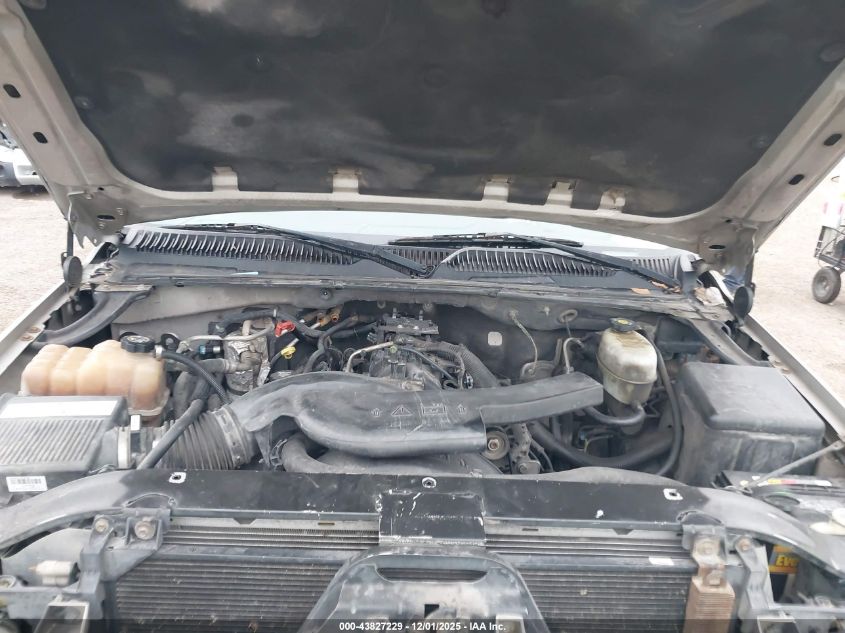 2004 Chevrolet Tahoe Lt VIN: 1GNEC13Z24R144722 Lot: 43827229