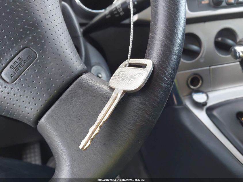 2003 Toyota Matrix Standard VIN: 2T1KR32E03C005329 Lot: 43827304