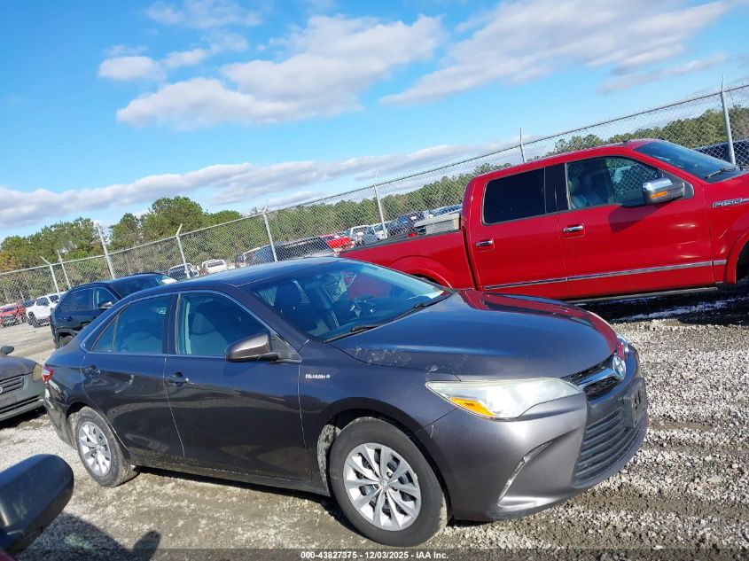 TOYOTA CAMRY HYBRID LE