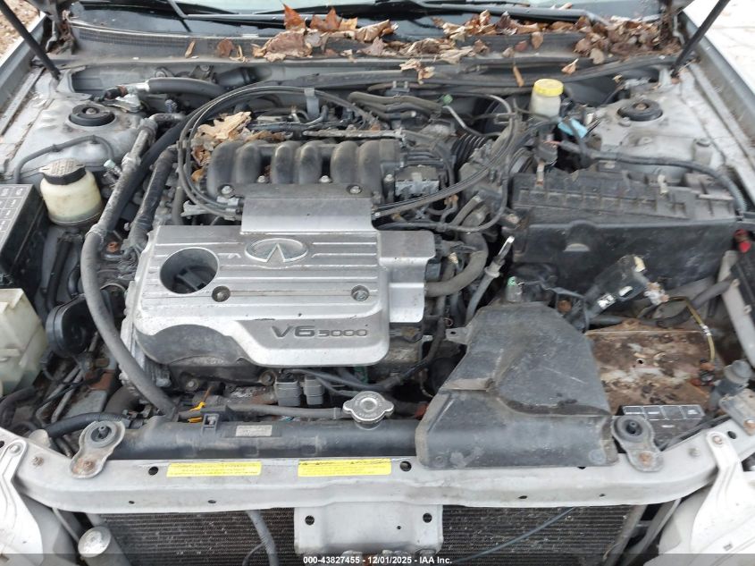 2001 Infiniti I30 Luxury VIN: JNKCA31A41T034007 Lot: 43827455