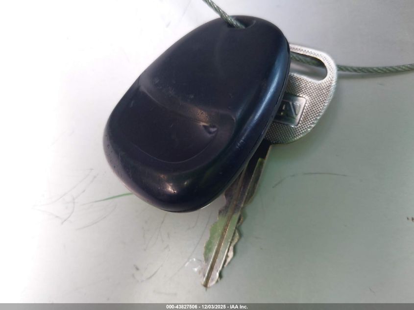 2005 GMC Yukon Denali VIN: 1GKEK63U35J200734 Lot: 43827506