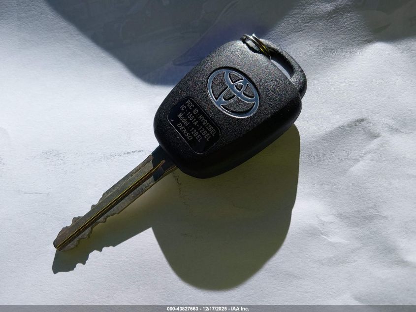 2015 Toyota Corolla Le Plus VIN: 5YFBURHE9FP264365 Lot: 43827663