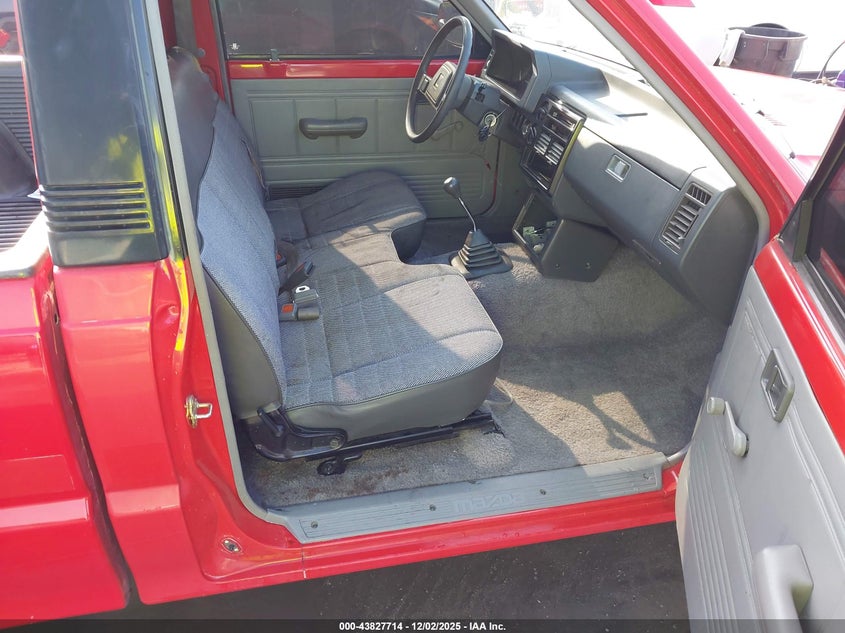 JM2UF1116H0551019 1987 MAZDA  photo no. 5