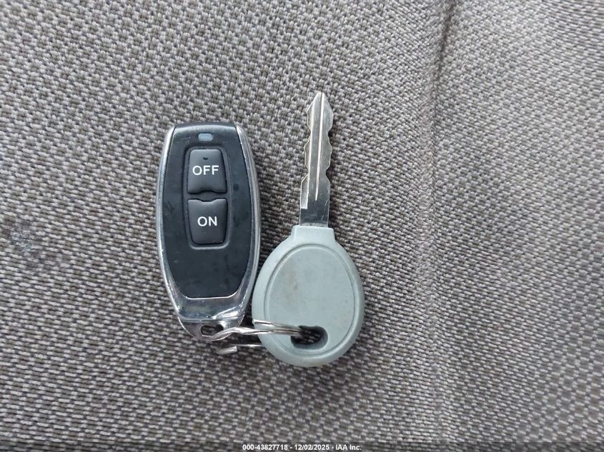 2000 Jeep Grand Cherokee Laredo VIN: 1J4GW48SXYC364375 Lot: 43827718