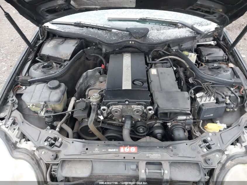 2005 Mercedes-Benz C 230 Kompressor Sport VIN: WDBRF40J45F575436 Lot: 43827786