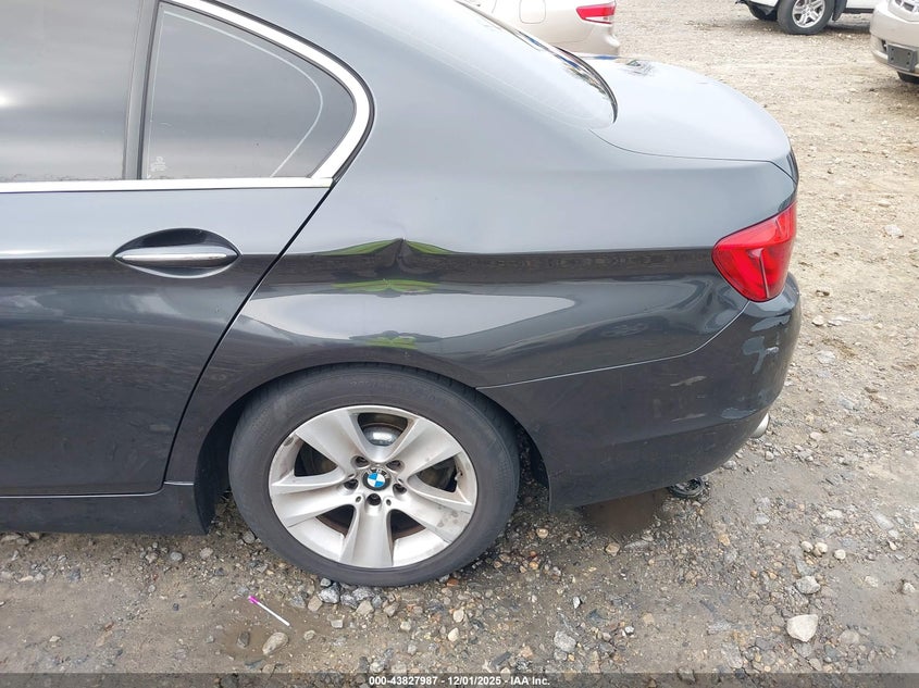 WBAXH5C57CDW08930 2012 BMW 5ER photo no. 6