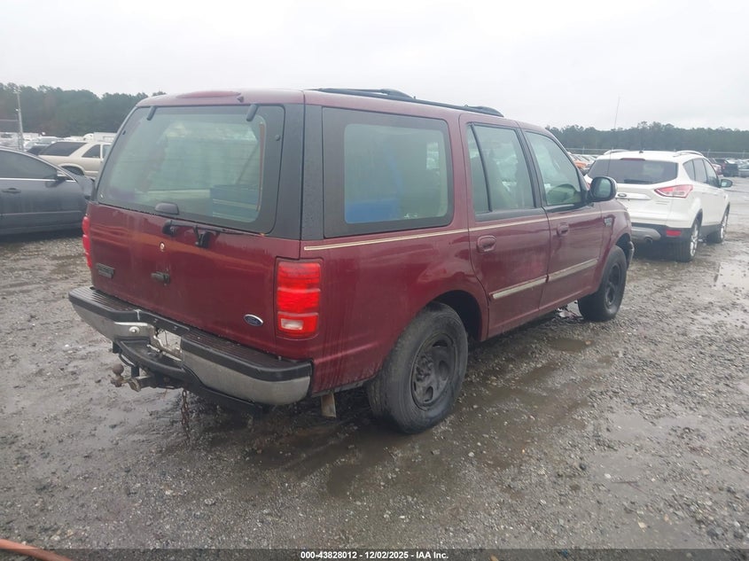 1FMRU1760XLA48842 1999 FORD EXPEDITION photo no. 4