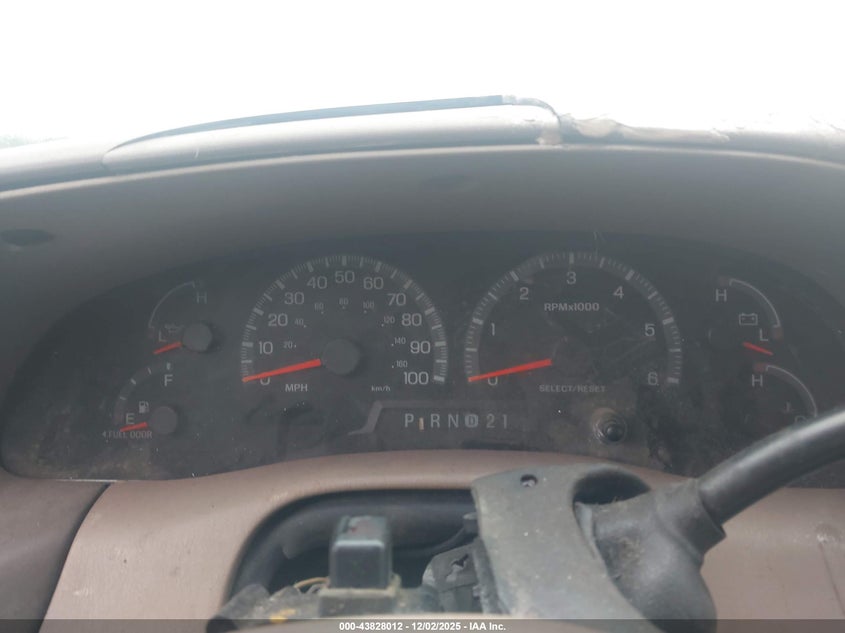 1FMRU1760XLA48842 1999 FORD EXPEDITION photo no. 7