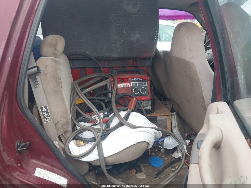 1FMRU1760XLA48842 1999 FORD EXPEDITION photo no. 8