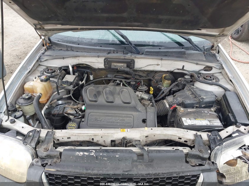 1FMYU03133KE11294 2003 FORD ESCAPE photo no. 10