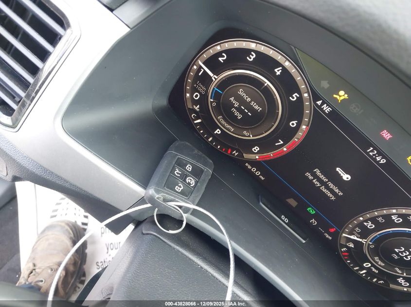 2019 Volkswagen Atlas 3.6L V6 Sel Premium VIN: 1V2NR2CAXKC533419 Lot: 43828066